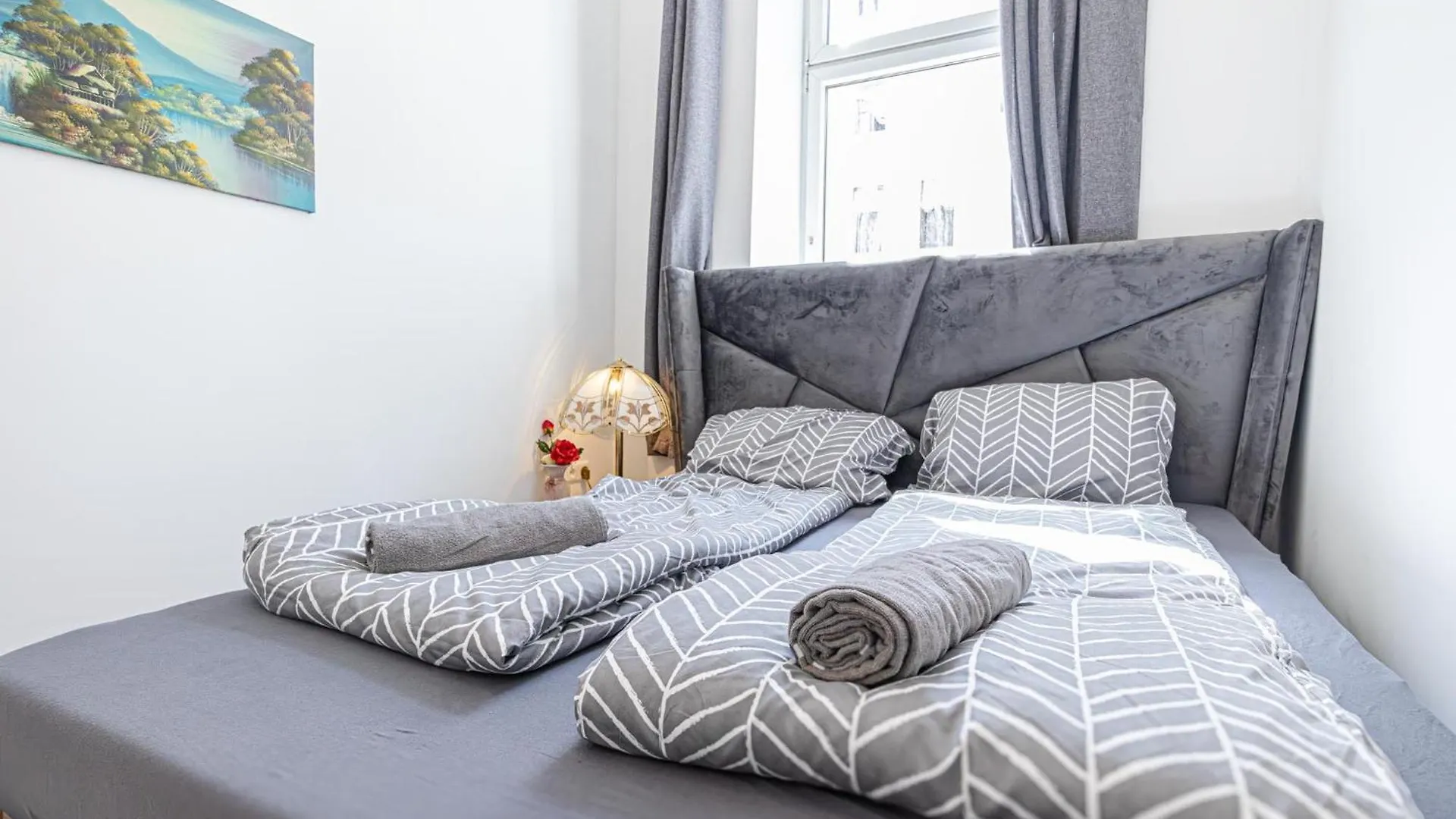 Appartamento Rooms In A Shared Apartment, 6Min To Lugner City Vienna Austria