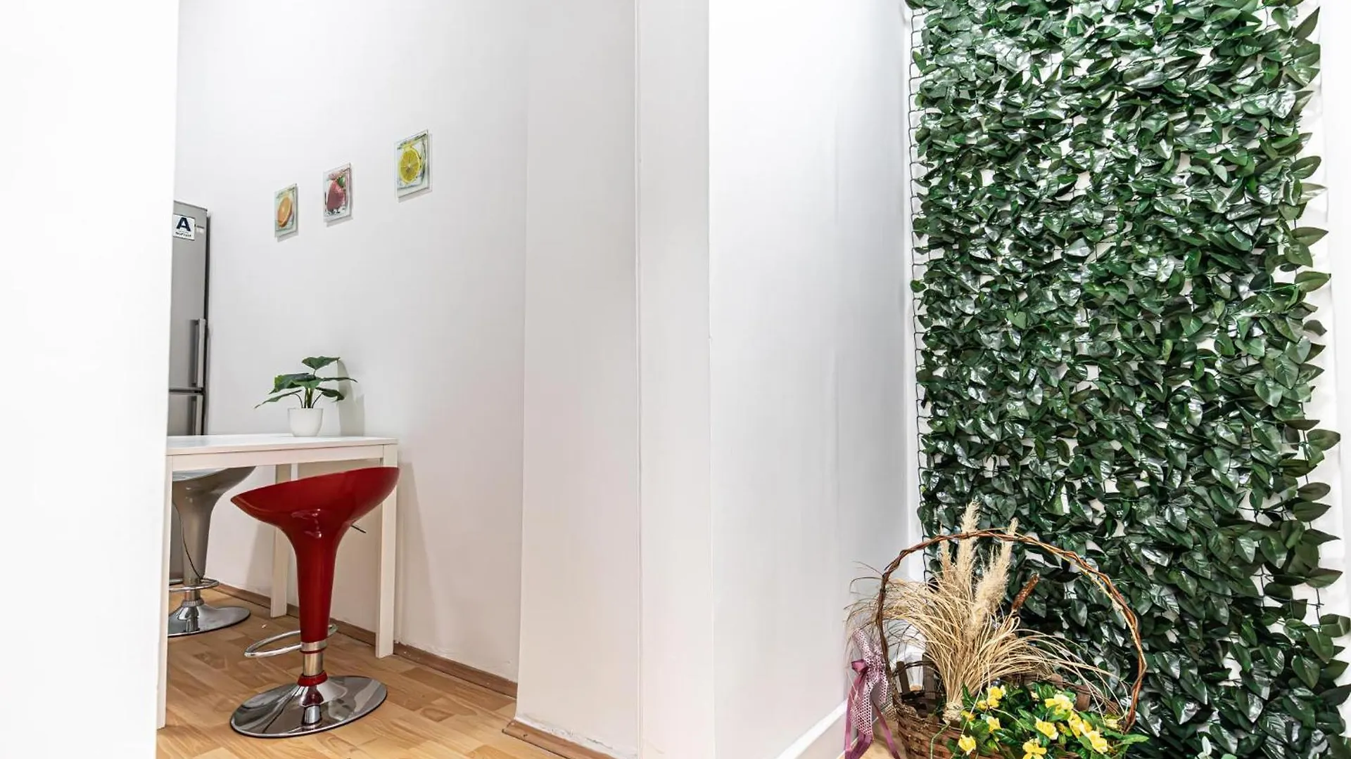 Rooms In A Shared Apartment, 6Min To Lugner City Viyana Daire