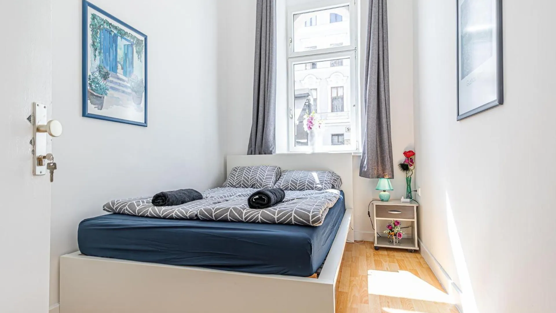 Rooms In A Shared Apartment, 6Min To Lugner City 维也纳 公寓