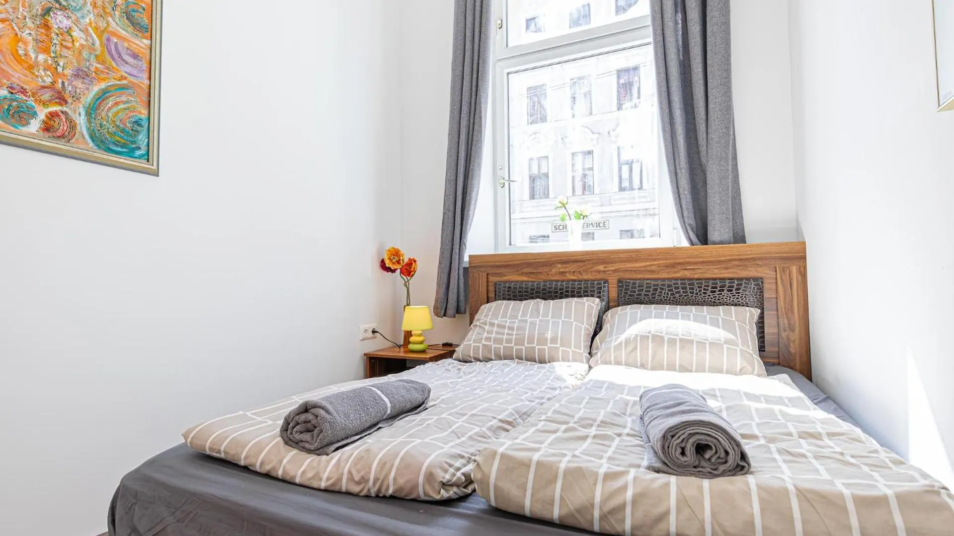 Rooms In A Shared Apartment, 6Min To Lugner City 维也纳 0*,